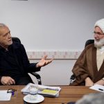 پزشکیان: مردم دستاوردهای نیروهای مسلح را با صرفه‌جویی در میدان اقتصادی تکمیل کنند