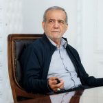رئیس‌جمهور: دولت در سخت‌ترین شرایط لحظه‌ای از پیگیری مشکلات مردم غفلت نکرد