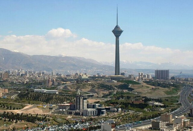 رفع اثر ۲۱۴ هزار مترمربع ساخت‌وساز غیرمجاز در تهران طی ۱۴۰۴/ صیانت ۳۳۳ نیرو از حریم پایتخت
