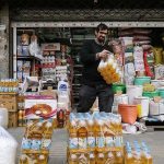 تأخیر ٢٥ روزه در تسویه؛ مغازه‌های بیشتری کالابرگ را کنار گذاشتند