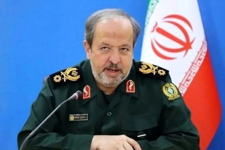 سرپرست وزارت دفاع: ترامپ درباره تنگه هرمز حرف زیادی می‌زند