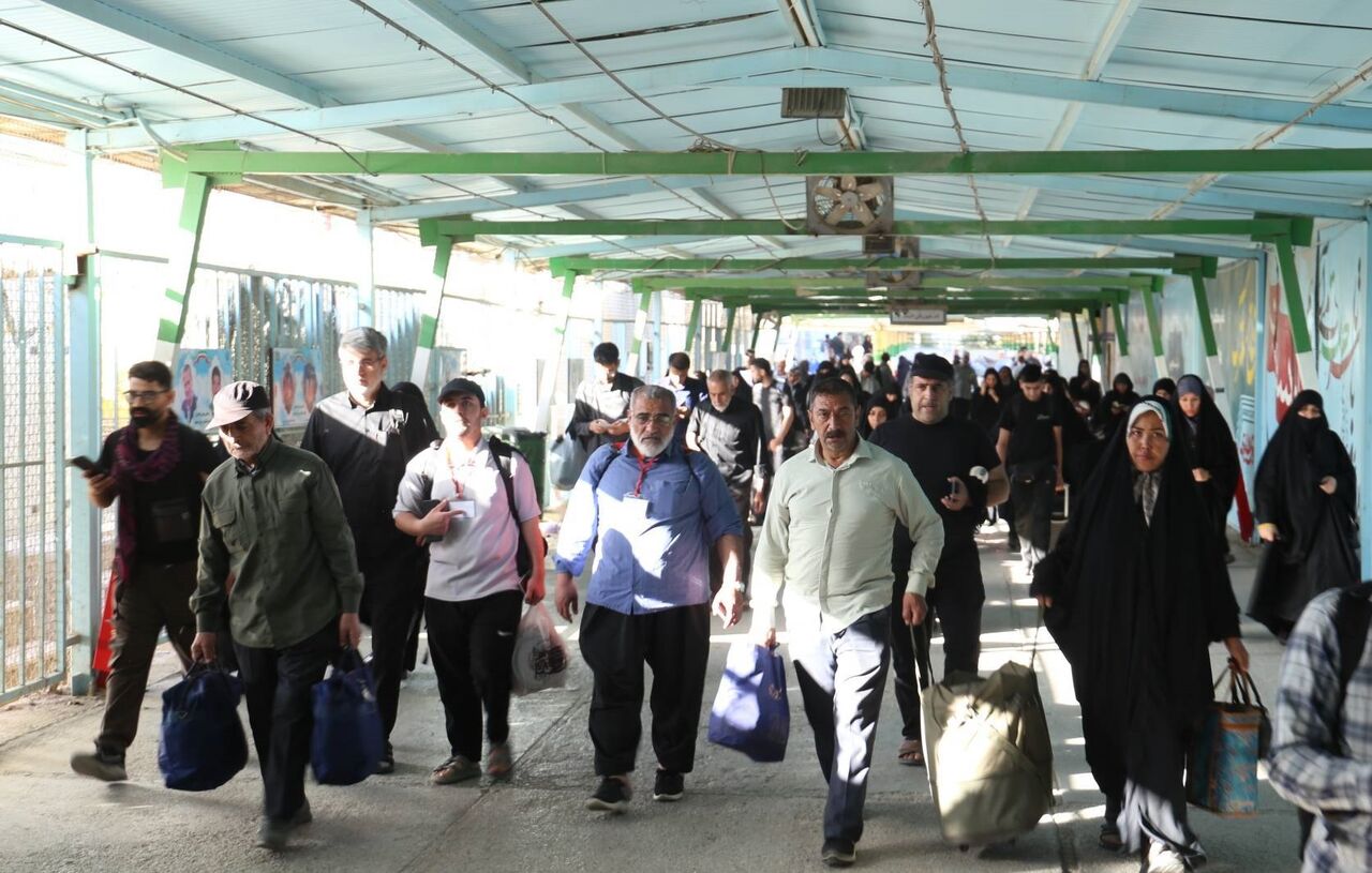 تردد در مرز مهران به ۳ میلیون زائر نزدیک‌تر شد