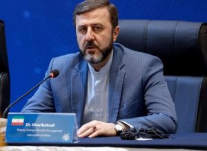 غریب‌آبادی: کودتای ۲۸ مرداد را نه می‌شود تطهیر کرد، نه فراموش