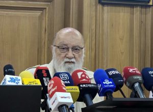 چمران: انتقال نمایشگاه بین‌المللی به جایی نرسید