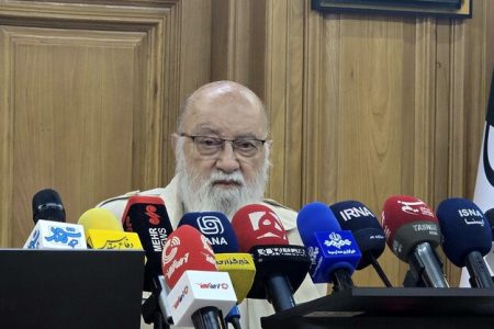 چمران: انتقال نمایشگاه بین‌المللی به جایی نرسید