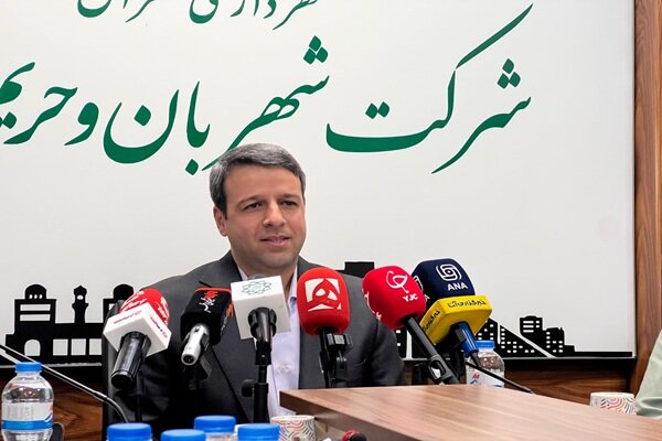 شناسایی شبکه دستفروشان متخلف؛ شهربان‌ها مجهز به دوربین البسه می‌شوند