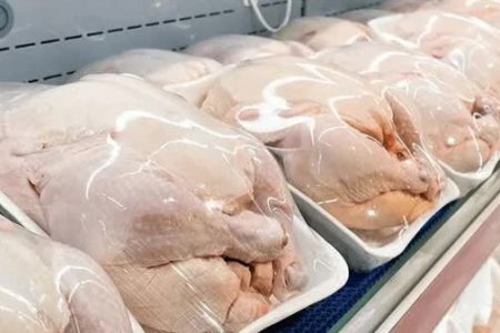 ماجرای ۲۰۰۰ تن مرغ تاریخ گذشته در تهران چه بود؟/ مصرف خانگی گوشت بوفالو مجاز است