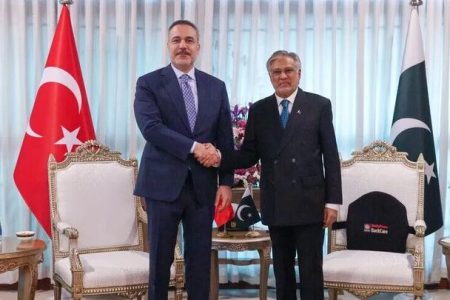 دعوت فیدان از پاکستان برای شرکت در نشست چهارجانبه