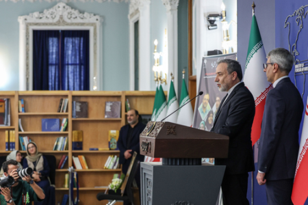 عراقچی: خبرنگاران در شکل‌گیری فهم درست تحولات جهان نقشی ارزشمند دارند