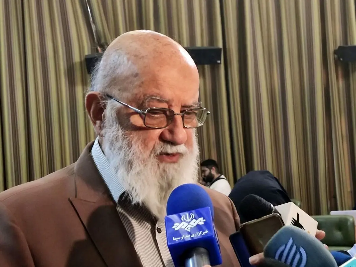 واکنش چمران به اظهارات زاکانی درباره ارائه کالا ۵۰ درصد ارزان‌تر از بازار: وظیفه شهرداری نیست