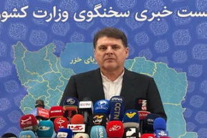 زینی‌وند: اکثر مردم خواهان دفاع عزتمندانه و مقاومت در مقابل دشمن هستند