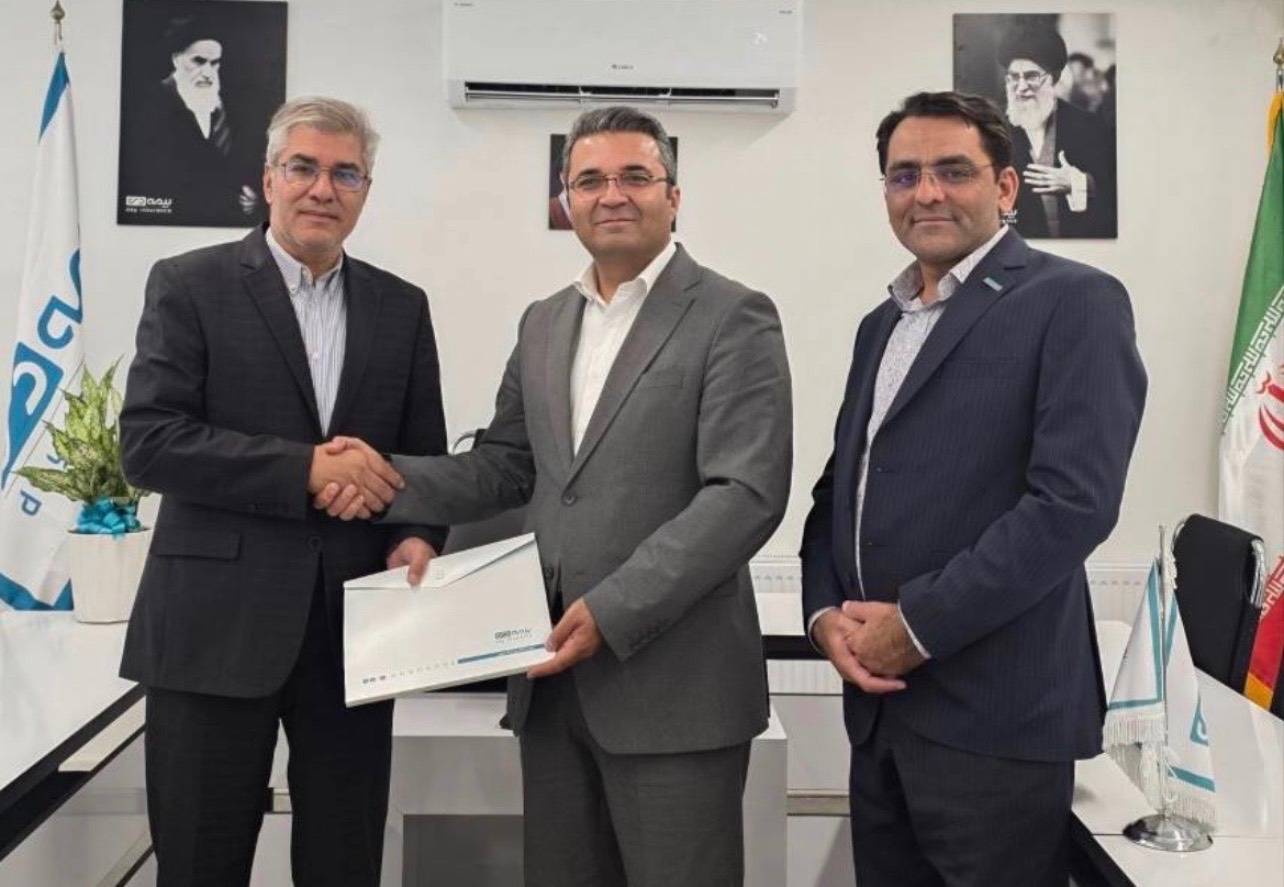 جذب ۸ میلیارد تومان سرمایه در طرح «زندگی بهادار» بیمه دی توسط شعبه تبریز