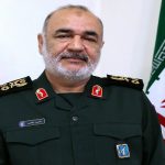 دشمنان را تا قبرستان تاریخ بدرقه می‌کنیم