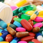 بی نیازی از واردات دارو نزدیک است/ورود ۱۰۰قلم داروی جدید به بازار
