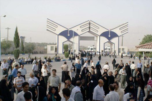 هیچ کس با صندلی فروشی موفق به ثبت نام در دانشگاه آزاد نشد هیچ کس با صندلی فروشی موفق به ثبت نام در دانشگاه آزاد نشد