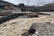 ۱۸ روستای کلات درگیر سیلاب/ راهداری و حمل و نقل جاده‎ای استان به کلات توجه نمی‌کند