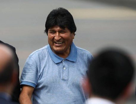 مورالس: آماده بازگشت به کشور هستم/ همچنان رئیس‌جمهوری بولیوی هستم