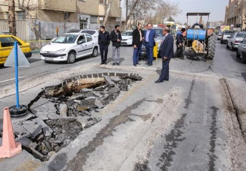 هشدار فرونشست زمین در تهران؛ خطر فرونشست در امتداد خیابان مولوی، حوالی منطقه بازار تهران و جنوب تهران جدی است هشدار فرونشست زمین در تهران؛ خطر فرونشست در امتداد خیابان مولوی، حوالی منطقه بازار تهران و جنوب تهران جدی است