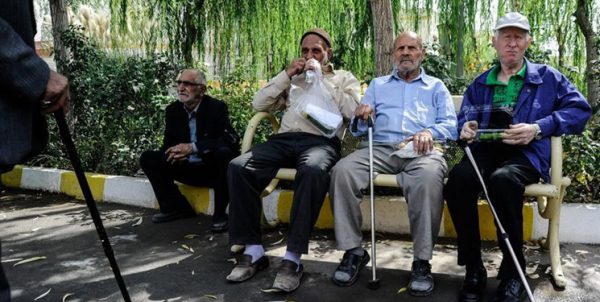 واریز حقوق بازنشستگان بدون افزایش ۴۰۰ هزار تومانی