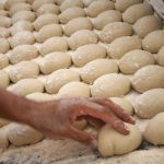وزارت صنعت: افزایش قیمت نان غیرقانونی است/ آزادپزها هم مشمول قیمت‌گذاری هستند