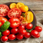 عوارض جانبی مصرف بیش از حد گوجه فرنگی