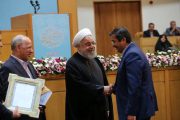 بانک مرکزی دستگاه برتر اجرایی و همتی، مدیر برگزیده جشنواره شهید رجایی شد