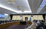 بانک مرکزی، مدیریت تجارت خارجی کشور بدون نفت را به طور جدی پیگیری می کند