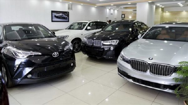 قیمت خودروهای وارداتی نصف میشود؟ قیمت خودروهای وارداتی نصف میشود؟