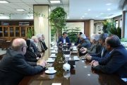 کمک به جامعه کارگری و حمایت از بخش تولید در اولویت بانک است