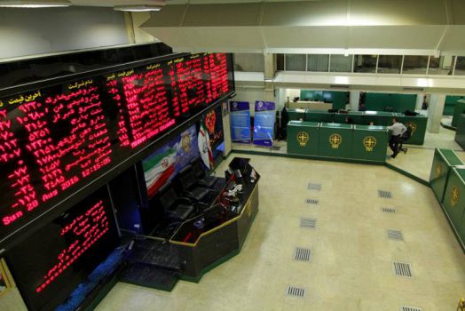 دادوستد بیش از ۴ میلیارد سهم در بورس تهران دادوستد بیش از ۴ میلیارد سهم در بورس تهران