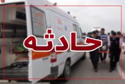 برخورد شدید مینی‌بوس حامل دانش‌آموزان با کوه