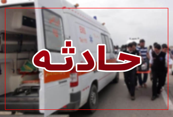 برخورد شدید مینی‌بوس حامل دانش‌آموزان با کوه