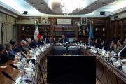 شریعتمداری: بگذاریم کار و تولید ادامه یابد