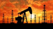 بررسی نوسانات نرخ نفت در هفته اخیر