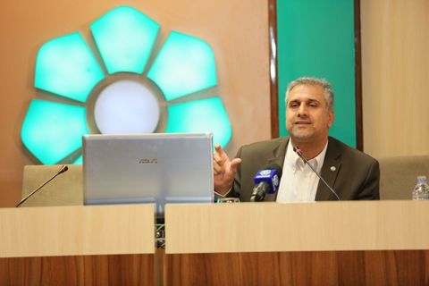 اختصاص بانک توسعه تعاون 70 درصد تسهیلات اعتباری را به بخش تولید اختصاص بانک توسعه تعاون 70 درصد تسهیلات اعتباری را به بخش تولید