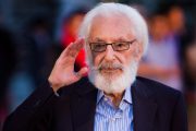 استاد جمشید مشایخی هنرمند پیشکسوت آسمانی شد