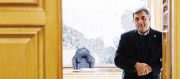 سکوت حناچی در مقابل سوالات مردم