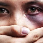 ۴ اشتباه زنان در برابر خشونت خانگی