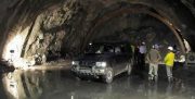 از ۱۱ کارگر محبوس ‌ ۳ تن جان باختند/ تونل تهران-شمال تخلیه شد