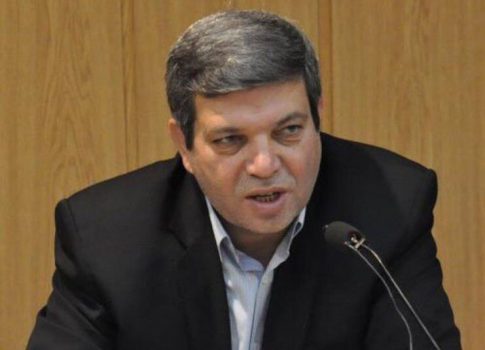 هیچ مدرسه‌ای حق ندارد در قبال پرداخت پول کارنامه تحویل دهد