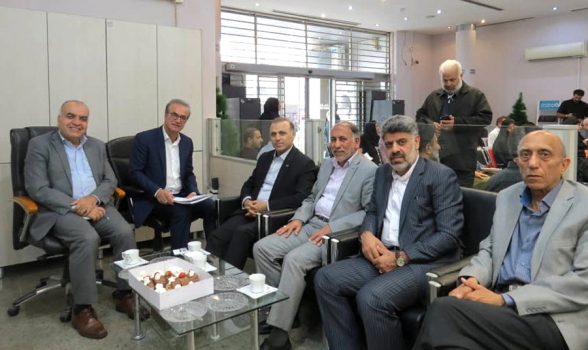 پویایی و ماندگاری یک سازمان در گرو مشتری مداری است پویایی و ماندگاری یک سازمان در گرو مشتری مداری است