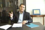 سرمایه گذاران با احتیاط وارد بازار سهام شوند