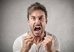 این هفت خوراکی شما را عصبی میکند! این هفت خوراکی شما را عصبی میکند!