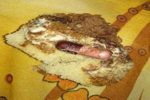 ماستمالی مسوولان در ماجرای کیکهای آلوده/علیه صنایع غذایی توطئه میکنند! ماستمالی مسوولان در ماجرای کیکهای آلوده/علیه صنایع غذایی توطئه میکنند!