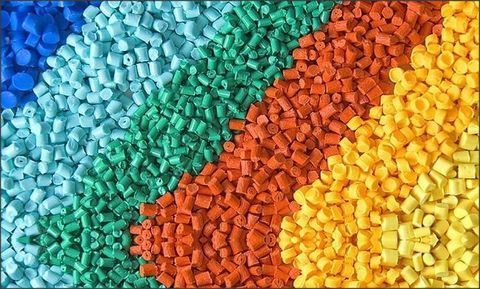 عرضه 18 هزار تن مواد پلیمری و شیمیایی در بورس کالا عرضه 18 هزار تن مواد پلیمری و شیمیایی در بورس کالا