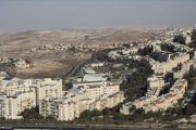 مذاکره نتانیاهو با عباس/ امریکا برای شناسایی رسمی اسرائیل بر کرانه باختری آماده می‌شود